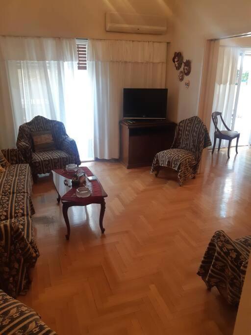 Classical Apartment At Lycabetus Hill Athén Kültér fotó
